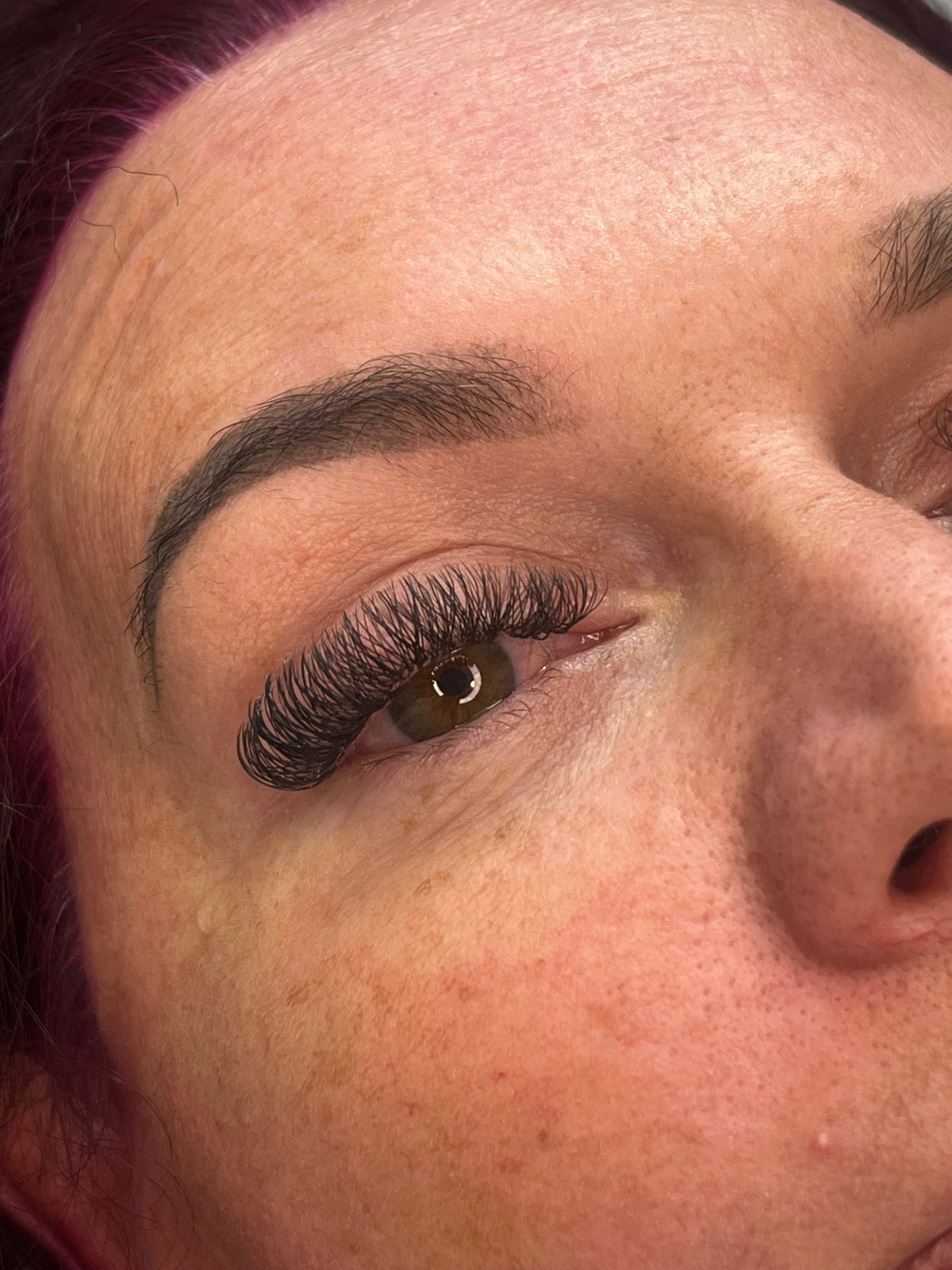 W Lashes Mixed Length Trays
