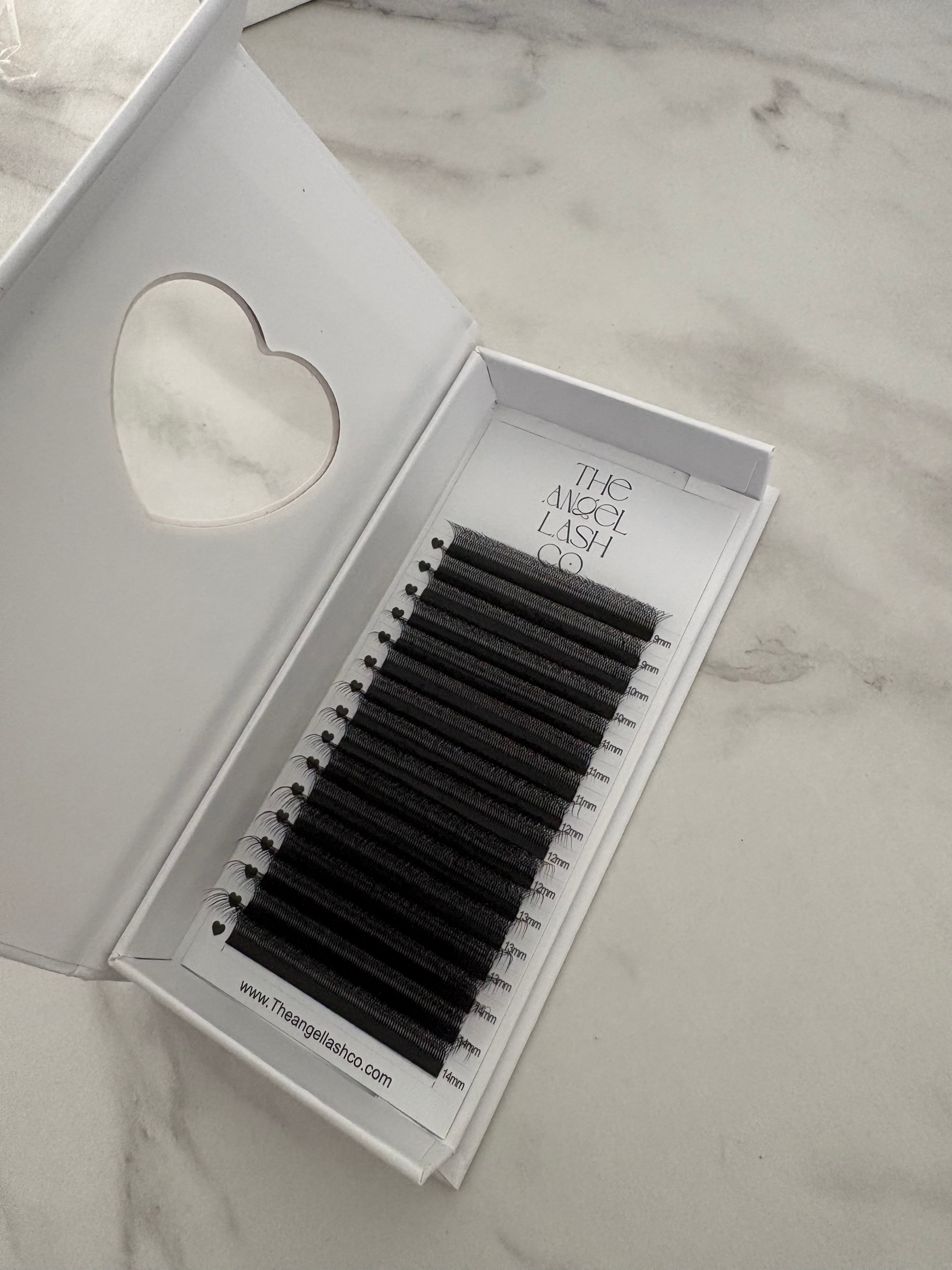 5D Clover Lashes Mixed Length Tray
