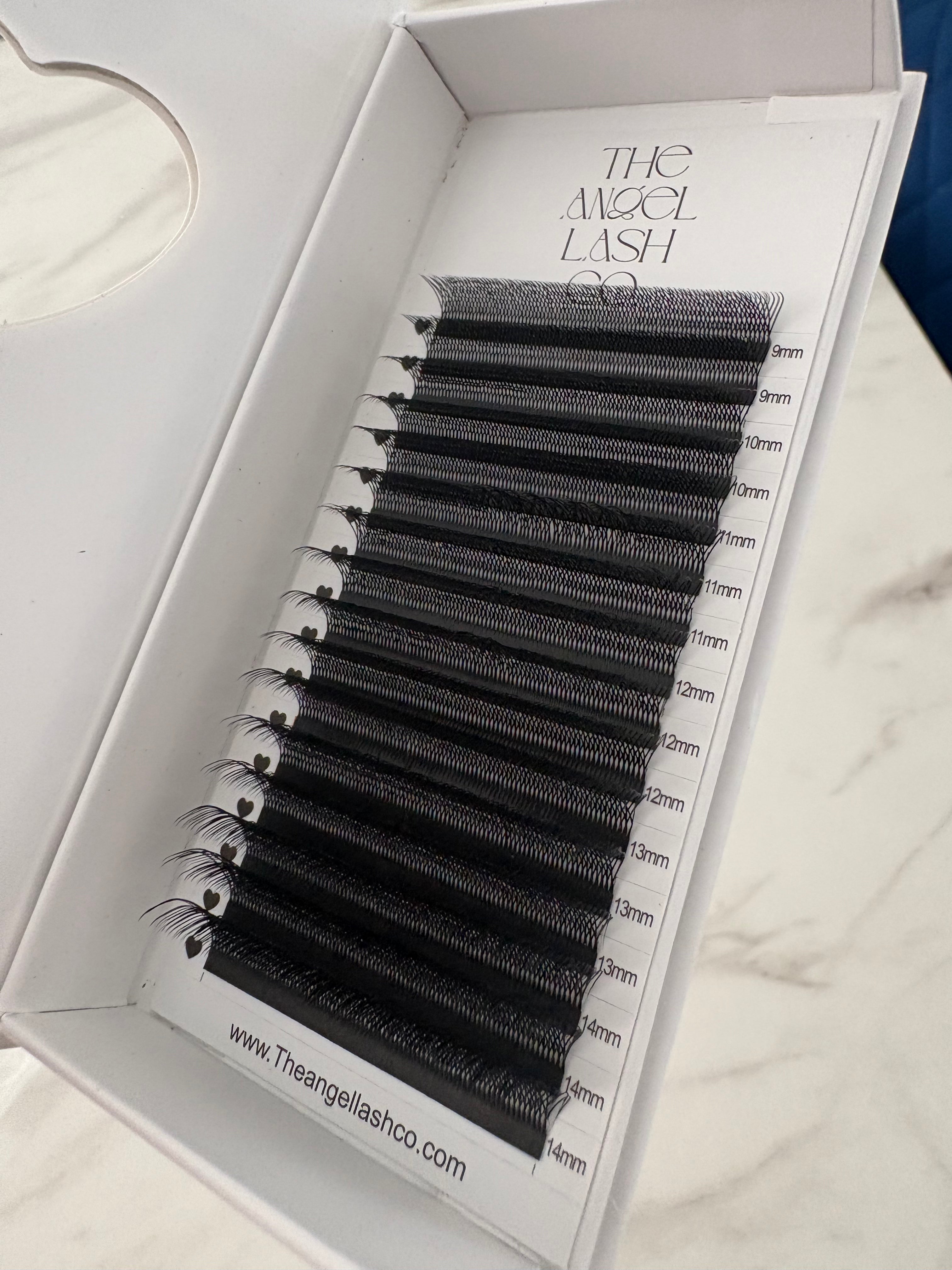W Lashes Mixed Length Trays